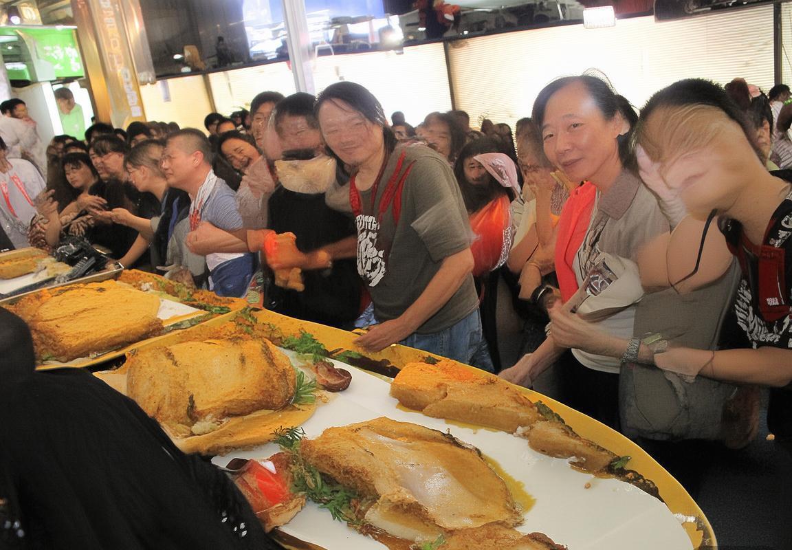 LPL赛区投资黑洞：转会期豪掷千万引入明星选手，却屡失全球总决赛门槛